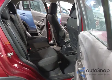 2015 Chevrolet Trax 1Ls z USA, uszkodzony, nr VIN KL7CJPSB6FB224465